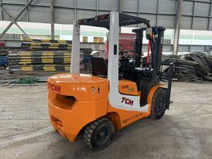 יד שנייה <span class=keywords><strong>tcm</strong></span> 3 טון קטן סולר מלגזה מקורי <span class=keywords><strong>tcm</strong></span> fd30 מעלית משאית חמה למכירה בשימוש מלגזה אוטומטית להרים 3 מ '4.5 מ' - Product Image 5