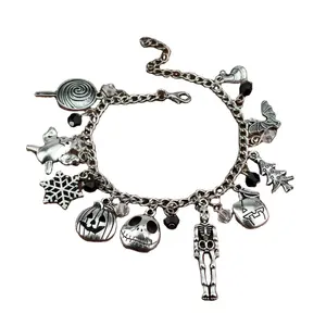 怖いスーパーゲーム映画サウンドトラックコスプレコスチュームpulsera Jack Skellington Sally Snowflakes Skull Pendant Pumpkin Charm Bracelet