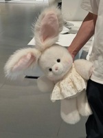 Jolie peluche lapin blanc à longues oreilles, robe fleurie, peluche douce, poupée lapin de dessin animé, décoration de la maison, cadeau d'anniversaire, ODM 45cm