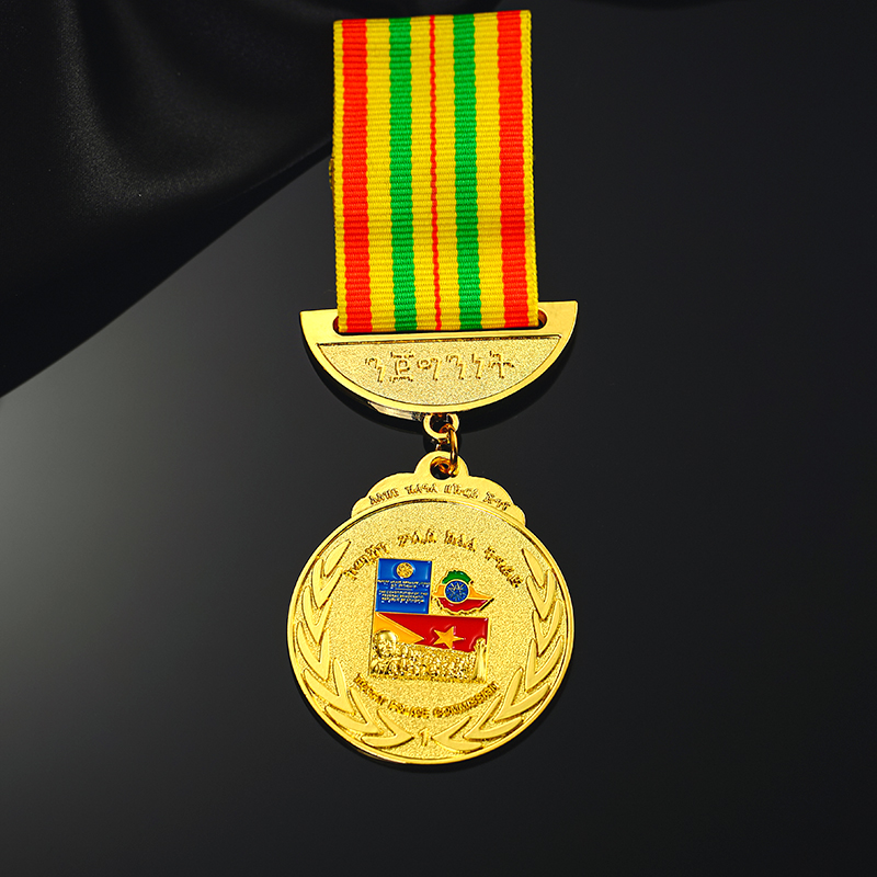 Gold plated Metal Medals Badges