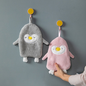 Linda toalla de mano con diseño de pingüino de dibujos animados, forro polar coral, de secado rápido, para baño, uso doméstico, gris, azul, rosa - Product Image 4
