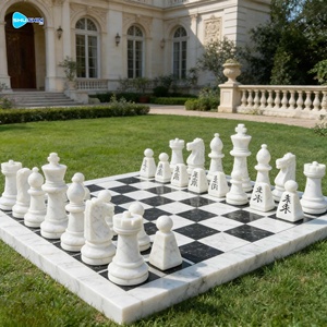 Grande sculpture d'échecs en marbre de conception européenne, faite à la main, pour la décoration extérieure, avec 5 ans de garantie - Product Image 2