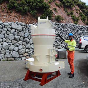 Raymond <span class=keywords><strong>Mill</strong></span> für Calciumcarbonat Kalkstein Kaolin Gips Super Fine Powder Produktions linie - Product Image 2