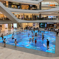 Sol interactif LED MIC P2.97 avec capteur radar pour centre commercial, atrium, bassin à carpes koï, sol numérique interactif