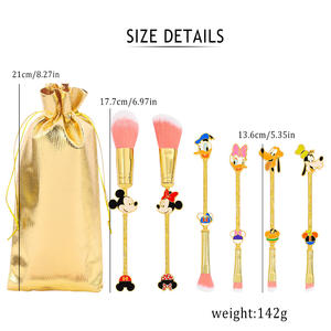 Set di 6 Pennelli da Trucco Vivaci a Tema Topolino, Pennelli Dorati con Paperino, Paperina e Minnie per Ombretto, Regalo per Ragazze - Product Image 2