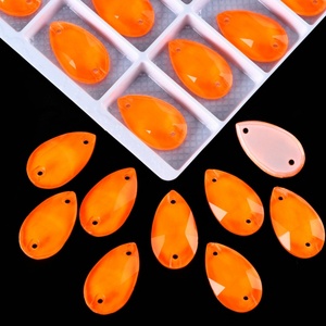 OLeeya 10.5*18mm Strass en verre premium à coudre, pierres de cristal néon en forme de goutte, strass à dos plat à coudre pour costumes et maillots de bain - Product Image 4