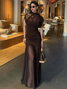 Vestido de Noche Marrón de Malla sin Mangas con Fruncido y Capa Transparente IStapromo Gifts - Vestido Largo Formal para Fiesta - Product Image 3