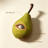 Broche en bois artisanale cinétique, motif fruit, peinte à la main, avec œil mobile, bijou mécanique unique, pomme, poire, idée cadeau
