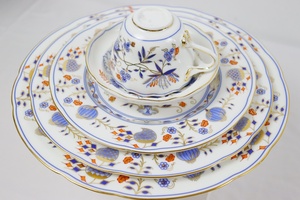 Platos de Porcelana de Lujo Clásicos en Forma de Cebolla, Ecológicos, Duraderos, con Color y Logotipo Personalizables para Bodas y Restaurantes - Product Image 3