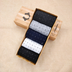 Confezione Regalo all'Ingrosso di 5 Paia di Calzini da <span class=keywords><strong>Uomo</strong></span> in Cotone, Tinta Unita, Stile Business Casual - Product Image 4