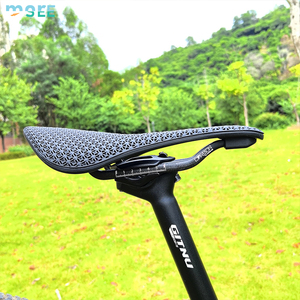 Selle de vélo SeeMore Hollow Carbon Road Bike Hybrid Bicycles, respirante, légère, ergonomique, pour VTT et vélo de route. - Product Image 5