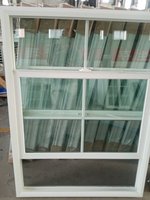 Fenêtre de luxe à suspension simple, cadre américain, avec double verre trempé lowe e et écran à mouche en vente