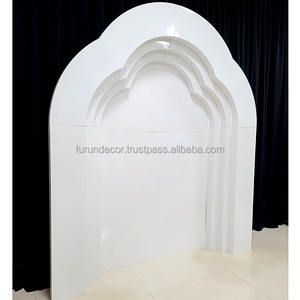 Nouvelle décoration de scène multi-accessoires grande arche de mariage incurvée blanche art en fer multicouche exclusif pour les mariages et les fêtes - Product Image 5