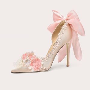 Nuevos Zapatos de Novia de Tacón de Aguja con Punta en Pico y Lazo Color Champán para Mujer - Product Image 1
