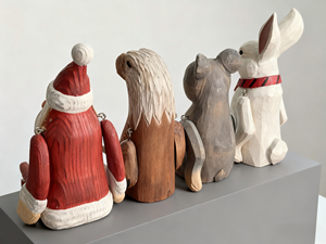 Decorazione da Tavolo in Legno Massello Artigianale, Figurina Rustica Personalizzata Incisa, Ornamento Ecologico - Product Image 3