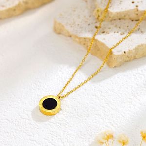 สร้อยคอผู้หญิงขายดีอเนกประสงค์ ชุบทอง PVD 18K แฟชั่นรูปหัวใจประดับเพชรรัสเซียแบบโรมัน ขายส่ง - Product Image 4