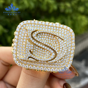 Tùy Chỉnh Cuba Mens Kích Thước Lớn Nhẫn Đồ Trang Sức Mỹ Moissanite Kim Cương Tên Thư Rings14k Và 18K Mạ Vàng 925S Nhẫn Cho Người Đàn Ông - Product Image 2