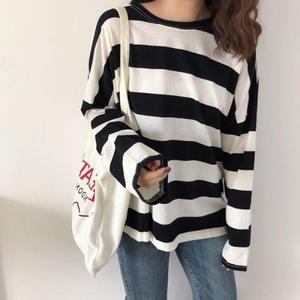 Zomer T-shirt met ronde hals en lange mouwen voor dames, versie van een veelzijdige gestreepte losse <span class=keywords><strong>blouse</strong></span> voor dames - Product Image 3
