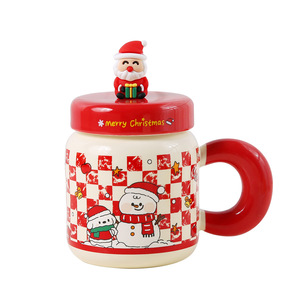 Nieuwe aanwinst: 410ml Keramische Kerstmok met deksel en lepel, schattig Santa Sneeuwpop koffiemok set met luxe cadeauverpakking - Product Image 5
