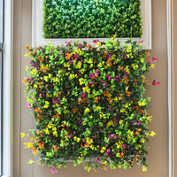 Vente en gros populaire de panneaux de gazon vert artificiel mur de feuilles Faux buis haie mur de toile de fond d'herbe pour la décoration intérieure de mariage