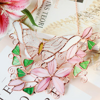 Pendentifs en verre teinté YUXIN de haute qualité, motif Art Déco, rose, papillon, fleur, attrape-soleil, pour la maison et Noël, en dropshipping