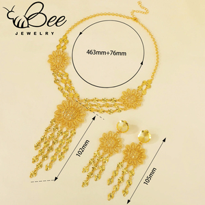 Conjunto de joyería nupcial de lujo y elegante, de aleación, con cuentas en color oro de 18K, collar largo y aretes grandes, para fiesta de noche. - Product Image 6