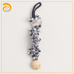Wholesale Custom Cotton Linen Baby Pacifier Clip Round New Design Soft Absorbent <strong>Dummy</strong> Holder Infant Soother Chain OEM - Product Image 4