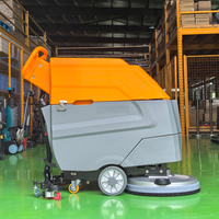 Autolaveuse autoportée avec batterie lithium 24V pour le nettoyage des hôpitaux, des halls d'hôtels et des bureaux