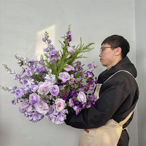 Nouveaux bouquets de roses artificielles en soie réaliste de qualité supérieure, couleur violette, pour les décorations de mariage modernes et de table pour la fête des mères - Product Image 1