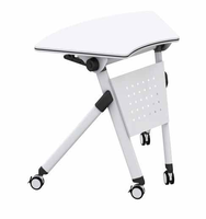 Étudiant de l'école moderne en bois discuter réunion activité de conférence bureau de formation pliant Table de formation pliable roues whth