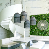 Abat-jour mural en macramé texturé de style bohème de luxe côtier pour espace commercial