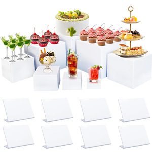 Présentoirs de buffet blancs moulés en acrylique (8 pièces) pour mariages, traiteurs, desserts, gâteaux et organisation de tables de repas - Product Image 1