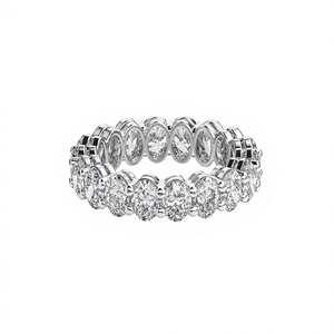 Anillo de boda de eternidad completa de oro blanco de 14K con diamantes cultivados en laboratorio de corte ovalado de 4.50 CTW y engaste compartido al por mayor - Product Image 1