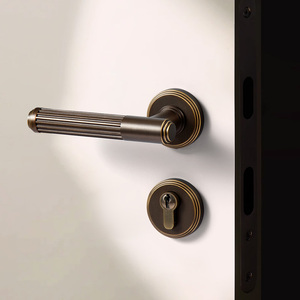 Maniglia per <span class=keywords><strong>porta</strong></span> in ottone moderna per camera da letto, set di serrature di lusso di alta qualità con chiavi per appartamento, ufficio, serrature per porte in legno. - Product Image 5