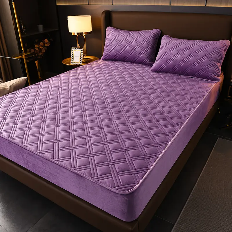 Housse de matelas matelassée personnalisée en velours de cristal avec impression réactive teinture Couvre-lit imperméable Protège-matelas