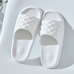 Chaussons d'intérieur coréens sans bretelles, respirants, légers, avec semelle en PVC, absorbants la transpiration, anti-odeurs, design doux et durable - Product Image 1