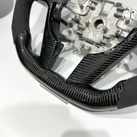 Volant sport en fibre de carbone noire et daim, motif football, personnalisé, vente directe, luxe, adapté pour Pontiac Holden VE G8