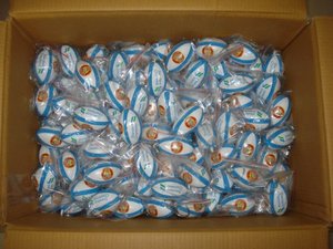 Nuevo creativo personalizado 2024 pelota de Rugby mejor gancho de llavero de goma de calidad duradera para llaves y bolsos - Product Image 2