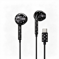 Casque filaire intra-auriculaire de type C, expérience audio haute résolution, conception simple à brancher, écouteurs filaires pour la plupart des smartphones de type C
