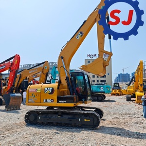 รถขุดไฮดรอลิกแบบตีนตะขาบขนาดเล็กและขนาดกลางมือสอง ราคาถูก รุ่น Cat 312D2GC มีสินค้าในสต็อกพร้อมขาย - Product Image 1