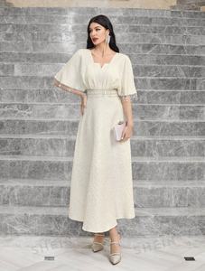 Telas textiles Jacquard texturizadas florales <span class=keywords><strong>de</strong></span> poliéster tejidas para hacer vestidos <span class=keywords><strong>de</strong></span> cintura ceñida con escote <span class=keywords><strong>de</strong></span> hombro abierto <span class=keywords><strong>de</strong></span> Jacquard Floral - Product Image 5