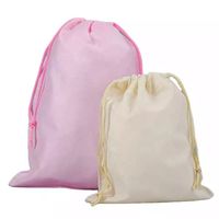 Pochette à cordon en PP non tissé recyclable, logo personnalisé imprimé, sac anti-poussière réutilisable pour le rangement des baskets, les voyages, la vente au détail et l'emballage cadeau