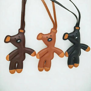 Pendentif mignon de chien teckel en dessin animé pour femmes, <span class=keywords><strong>sac</strong></span> en cuir PU et porte-clés de voiture, accessoire de mode avec un design élégant de chiot - Product Image 3