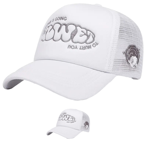 Casquette de baseball respirante et tendance, style trucker, avec lettres brodées, devant en mousse et maille, design à visière, pour l'hiver, la plage et les loisirs - Product Image 1