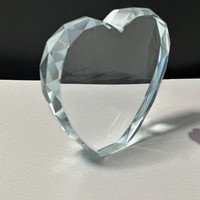 Trophée en cristal personnalisé de haute qualité avec impression UV en forme de cœur, gravure au laser pour cérémonie de remise des prix, design minimaliste