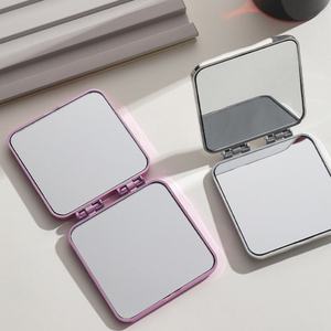 Petit miroir à ondulation d'eau électrolytique à la mode prenez un mini miroir pliant <span class=keywords><strong>double</strong></span> face miroir de maquillage avec vous - Product Image 4