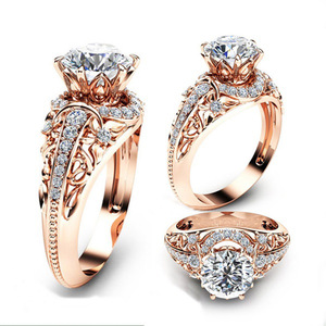 Anello classico color rosa dal design elegante per donna, gioielli da indossare ogni giorno - Product Image 1
