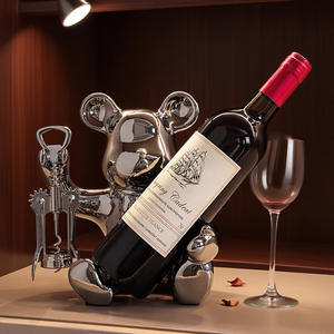 Orso di violenza in metallo rosso moderno in acciaio inossidabile portabottiglie in acciaio inox ornamenti decorazione per la casa - Product Image 1