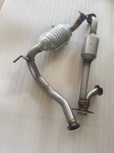 Convertisseur catalytique de haute qualité YUEYANG à montage direct pour 4 RUNNER 4.0L 2003-2011, noyau en céramique, Euro VI, pièces automobiles OEM 1 - Product Image 3