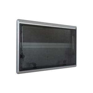 Vente directe d'usine : fenêtre de camping-car en aluminium à ouverture par le haut, avec <span class=keywords><strong>isolation</strong></span> thermique et dessus en acrylique courbé, pour conversion de fourgon <span class=keywords><strong>aménagé</strong></span> - Product Image 2